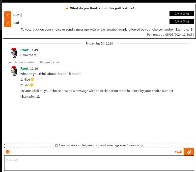 Screenshot of a chat session. In the chat, there is a message with the poll question, and the different choices. There is also a banner on the top of the chat, where you can see the question, and the number of votes for each answers.